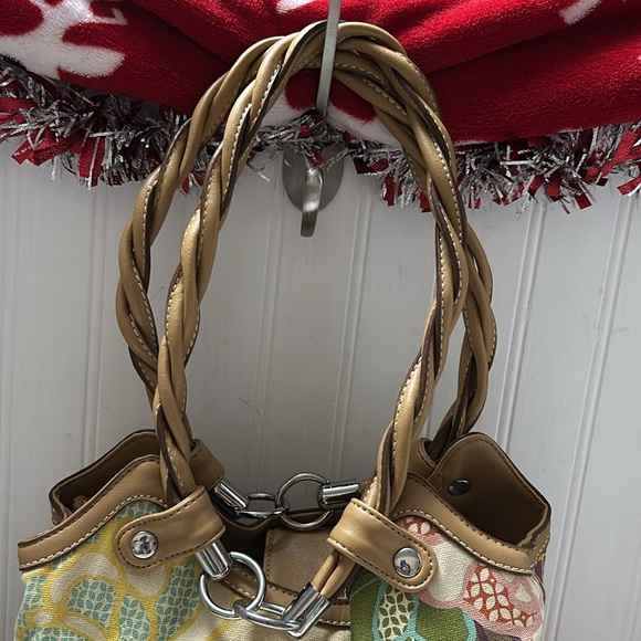 Relic Brand Floral Canvas Fabric Cinched Double Handle Magnetic Closure Handbag - Picture 6 of 12